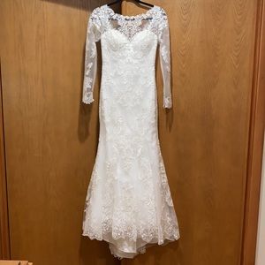 Casablanca Bridal LS Lace Trumpet Wedding Dress